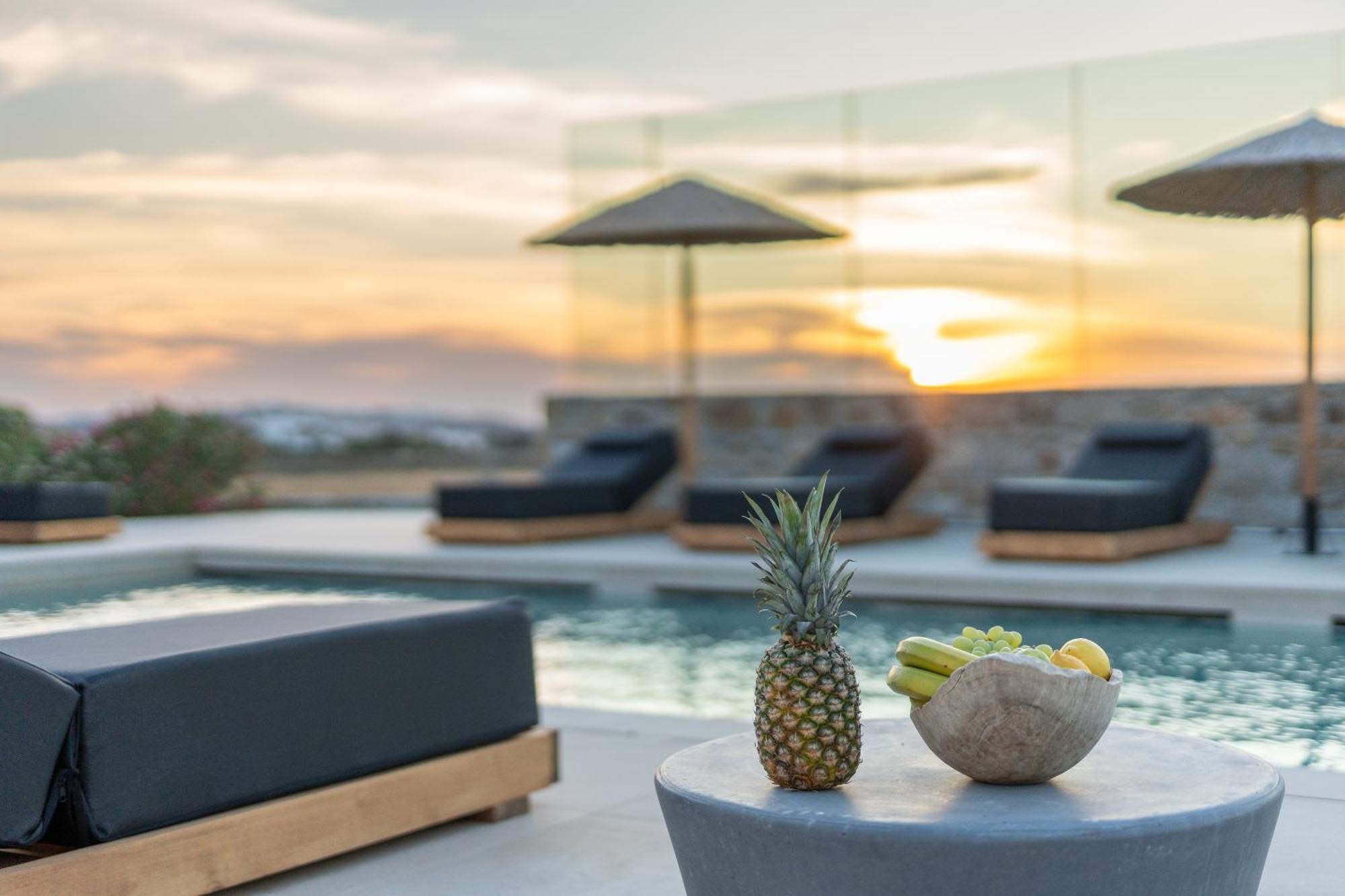 Regency Sunset Suites Mykonos Town 外观 照片