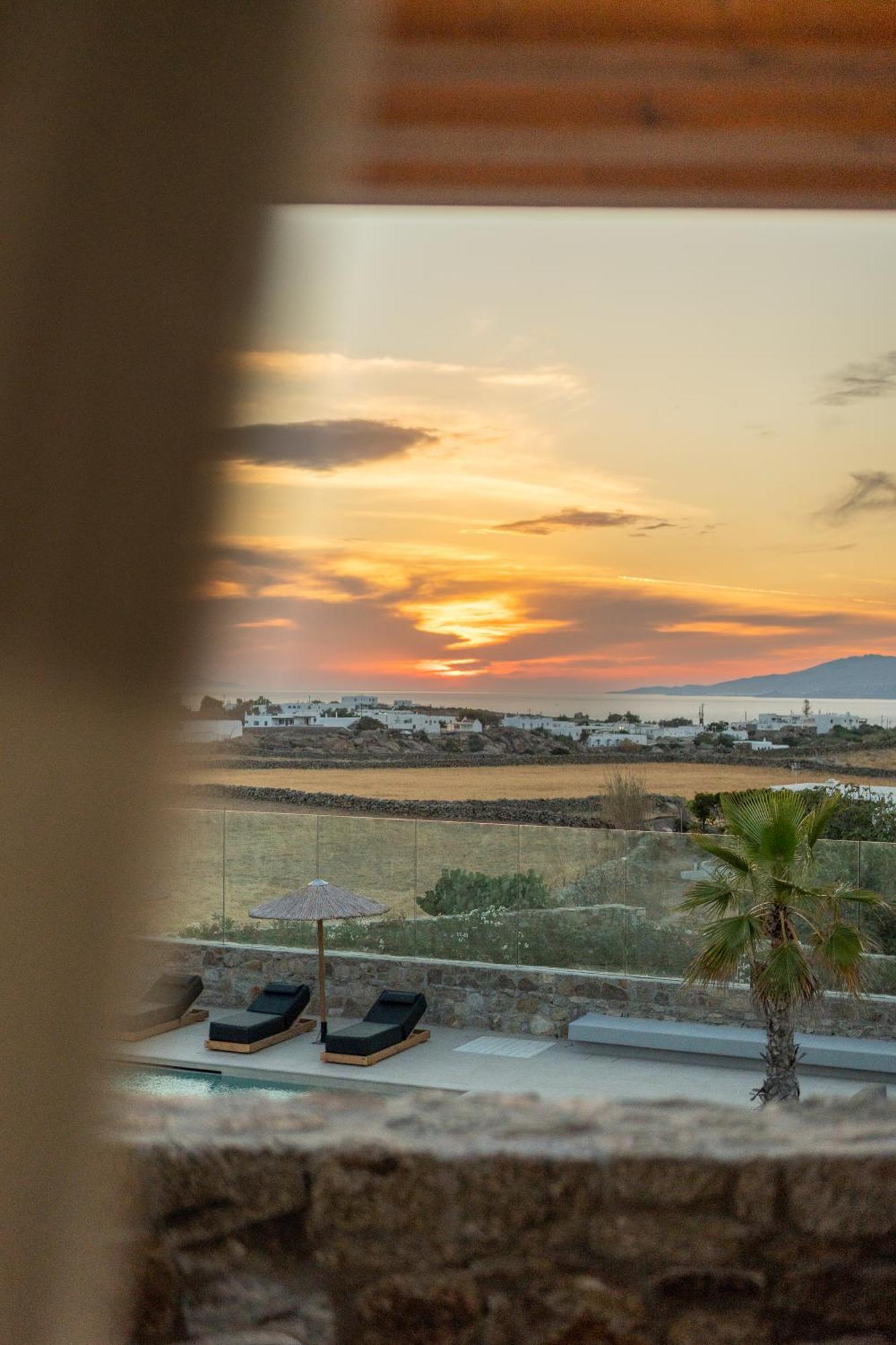 Regency Sunset Suites Mykonos Town 外观 照片