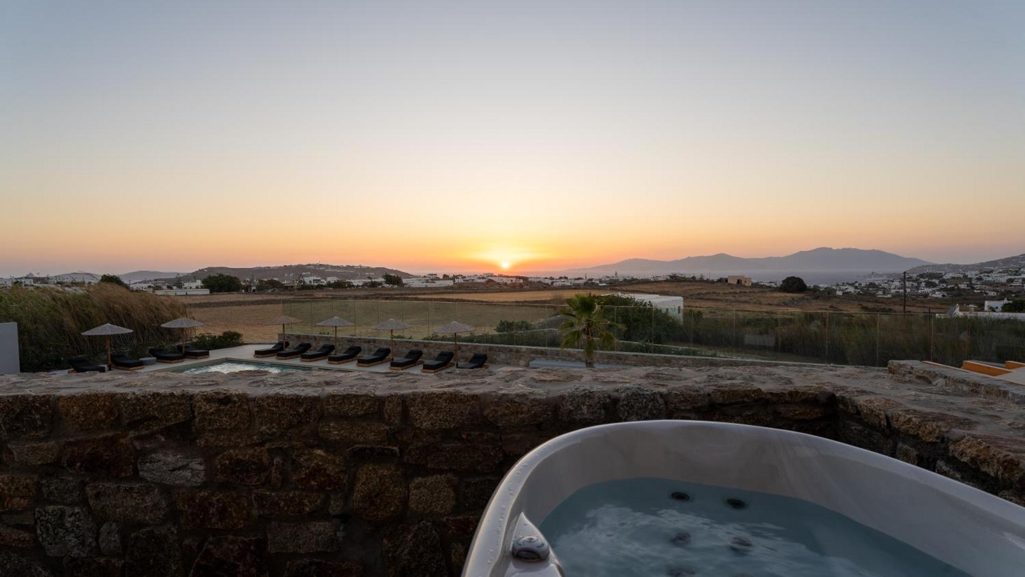 Regency Sunset Suites Mykonos Town 外观 照片